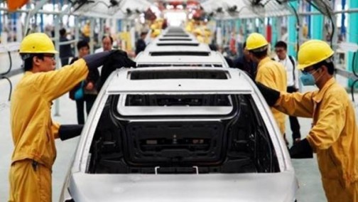 外资／自主车企回应“双积分政策” 中外对弈待开棋