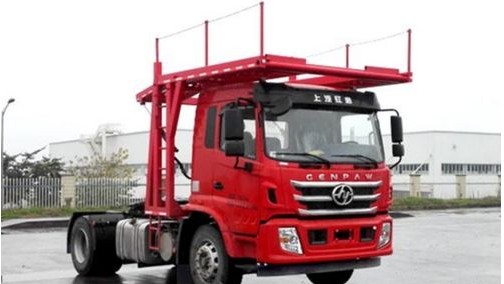 车顶多装一台车 红岩新轿运车已上公告