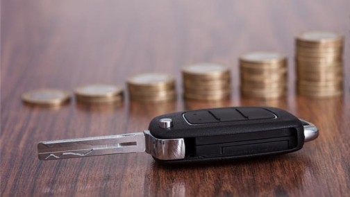 二手车金融乱局：鱼龙混杂，谁主沉浮？