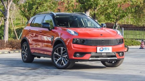 领克01 2.0T两驱型+版上市 售17.18万元 增加车身配色