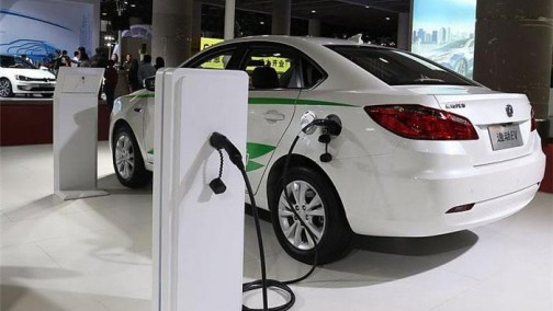 双积分政策实施仍存变数 2020年新能源汽车将进入全面竞争时代