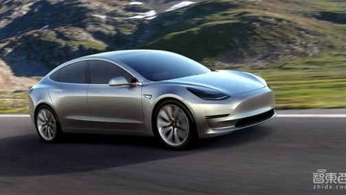 车主泪奔！Model 3终于有了自动泊车功能