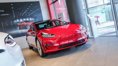 特斯拉 Model 3 双电机版本官方价格上涨