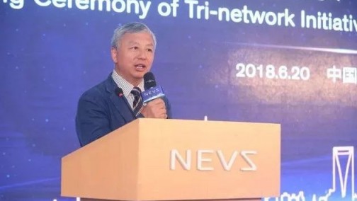 为什么恒大万达们，爱给中国人开的“外国科技公司”送钱？