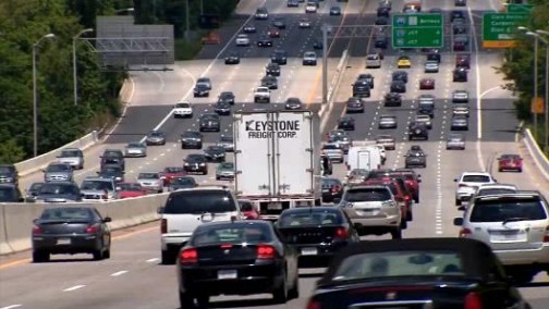 分析机构：2018年美国人因堵车造成的经济损失达870亿美元