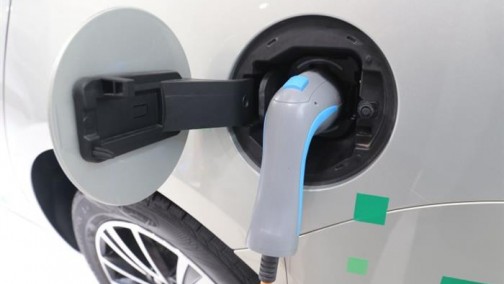 陈清泉：10年后人们会主动买新能源汽车