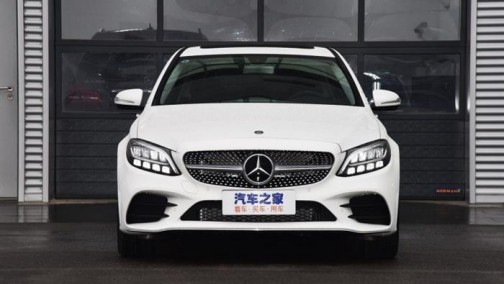 北京奔驰获得三方增资达8.928亿美元