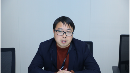 从心出发 我修的不是车，是情义