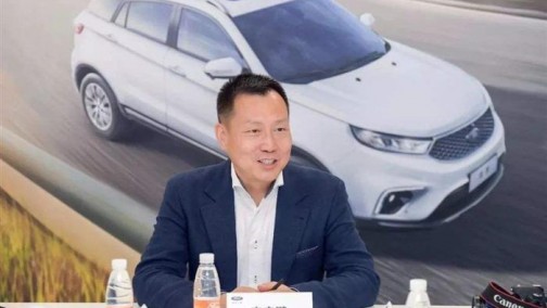 “超跑需落地” 胡俊、李宏鹏先后加盟赛麟