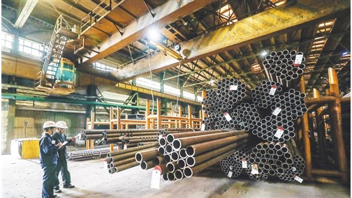 钢铁业产量大增利润却下降 须走出“增产不增效”怪圈
