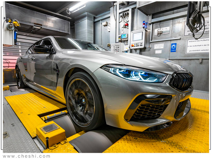 宝马M8 Gran Coupe
