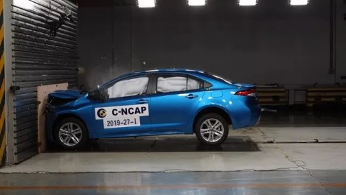 广汽丰田雷凌 -正面100%重叠刚性壁障碰撞试验完成