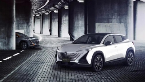 亮相即火 长安UNI-T提前预定爆款席位？