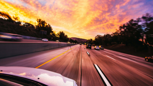 中汽协：预计一季度汽车产销量下降45%，上半年下滑25%