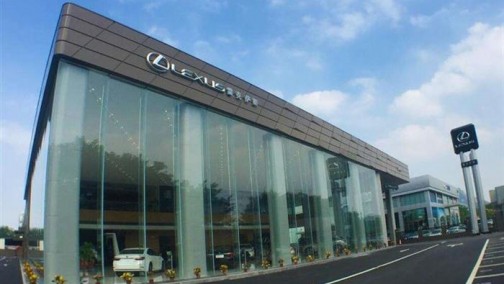 风光不再 雷克萨斯降价清库