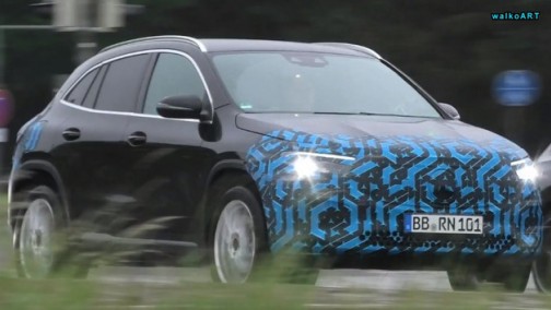 奔驰EQA路试谍照曝光 有望2020年内发布