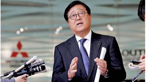 三菱董事长益子修提出辞职