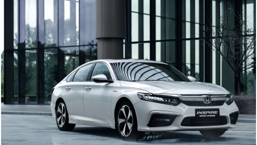 挑战日系三剑客，INSPIRE优雅风范尽显