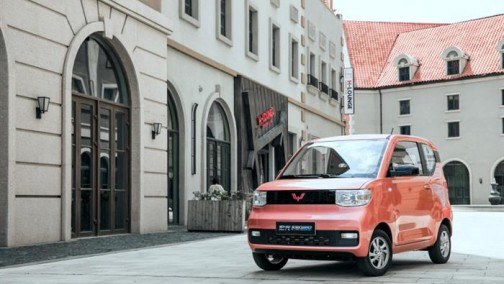 上汽通用五菱8月销量突破14.8万辆，同比增长17%