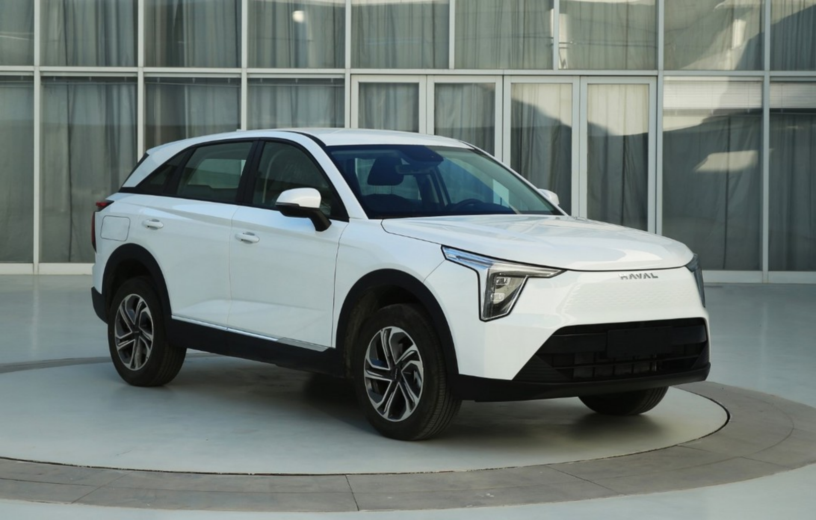 哈弗强攻PHEV，如歌、枭龙即将上市
