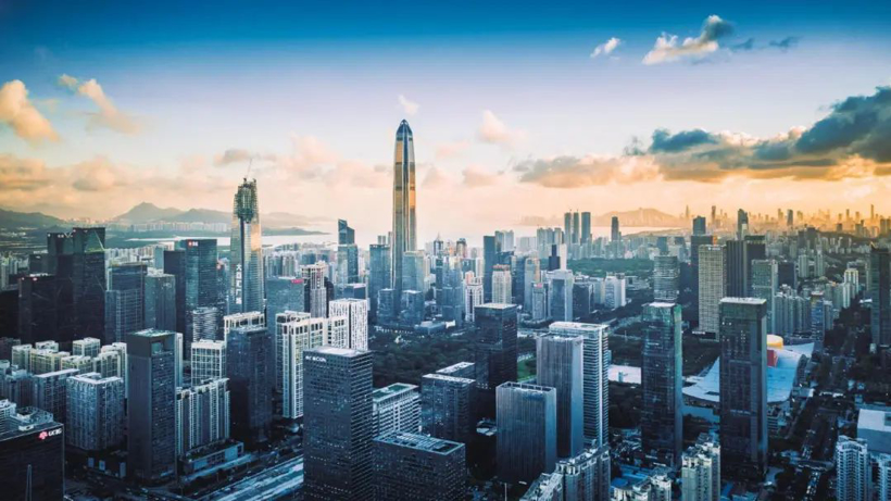 产业狂飙背后，传统汽车重镇转型阵痛